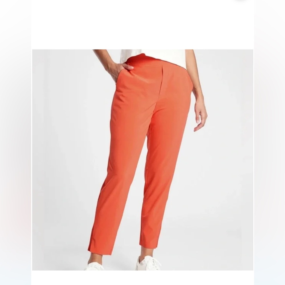 Athleta Brooklyn Ankle Pant Woman’s size 8, NWT.